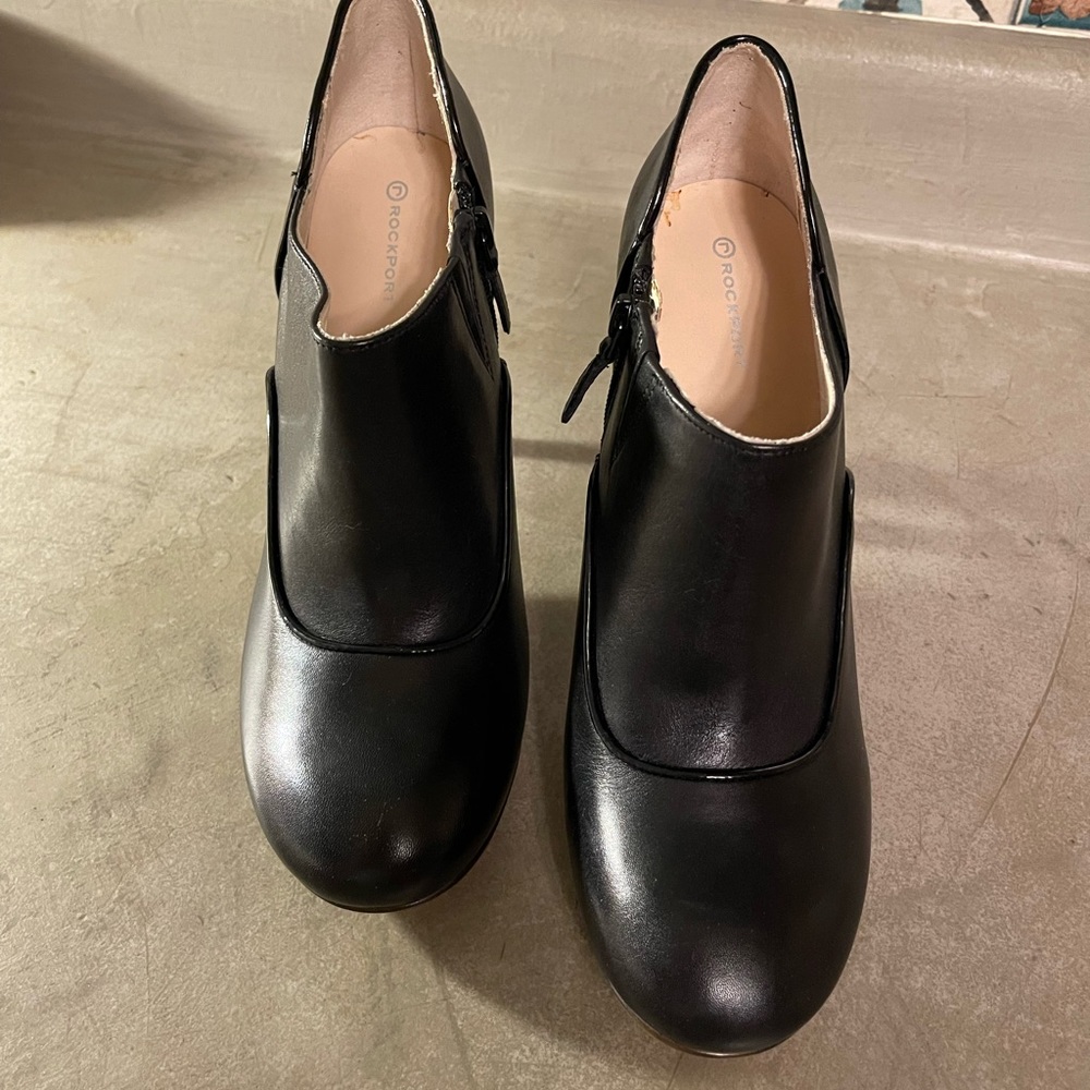 Rockport Black Heel Booties Size 10